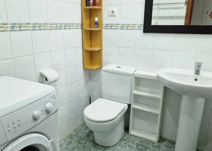 Piso Muy Cómodo En Estepona, Zona Selwo