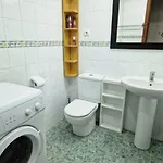 Piso Muy Comodo En Estepona, Zona Selwo
