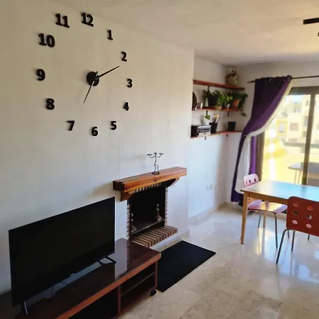 Apartment Piso Muy Comodo En Estepona, Zona Selwo Estepona
