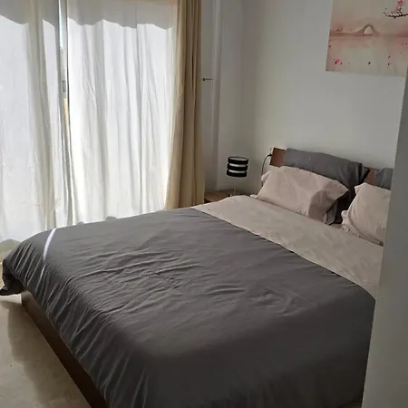 Piso Muy Comodo En Estepona, Zona Selwo Apartment