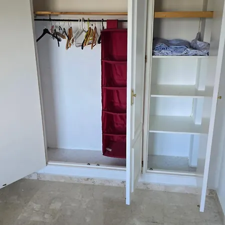 Piso Muy Comodo En Estepona, Zona Selwo