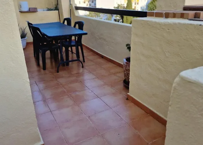 Piso Muy Comodo En Estepona, Zona Selwo Appartement Estepona