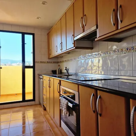 Piso Muy Comodo En Estepona, Zona Selwo